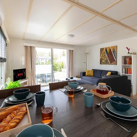 75, Relax - Nature - Cycling - Hiking - Central! - Leisure Only Chalet