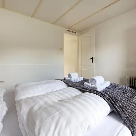 75, Relax - Nature - Cycling - Hiking - Central! - Leisure Only Oisterwijk