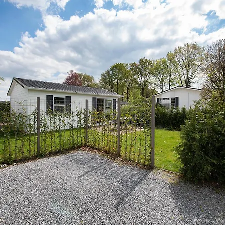 75, Relax - Nature - Cycling - Hiking - Central! - Leisure Only *