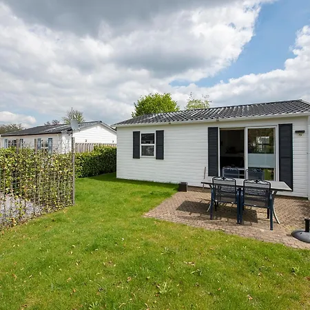 75, Relax - Nature - Cycling - Hiking - Central! - Leisure Only