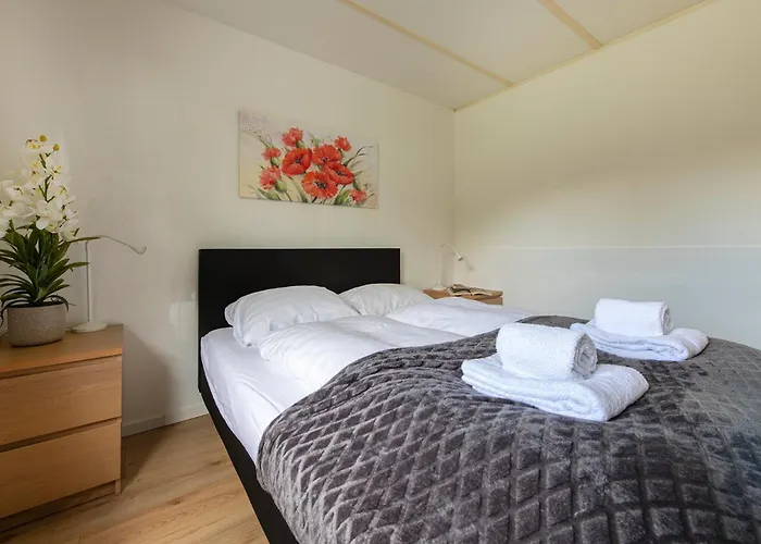 75, Relax - Nature - Cycling - Hiking - Central! - Leisure Only * Oisterwijk