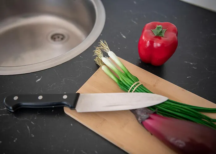 75, Relax - Nature - Cycling - Hiking - Central! - Leisure Only Шале *